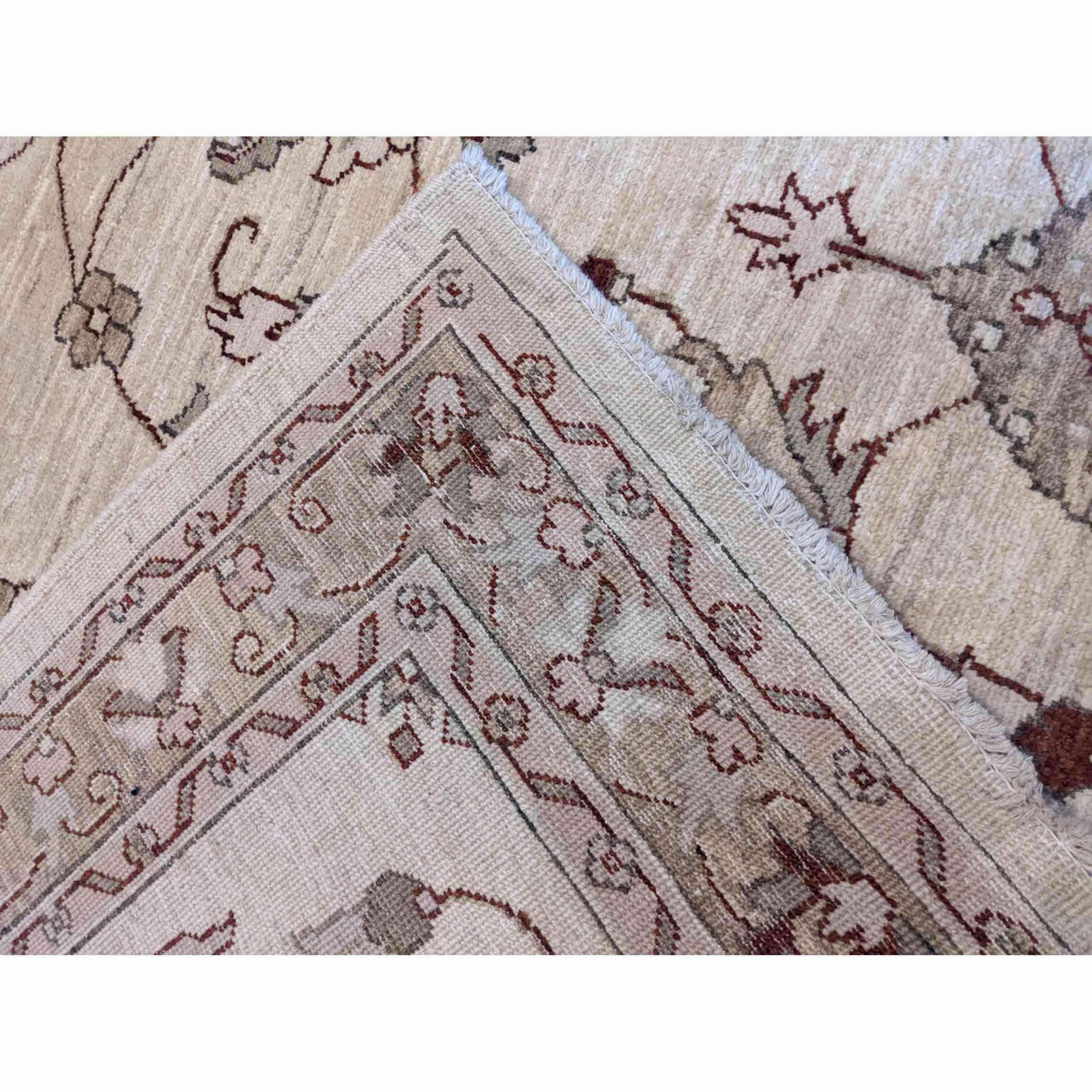 192 x 151 cm Ziegler Beige Rug - Rugoutlet