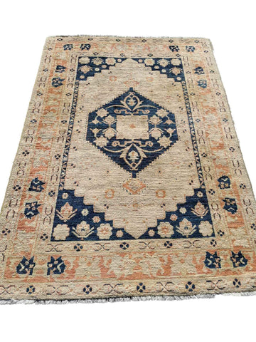 195 x 153 cm ziegler Antique Beige Rug - Rugmaster