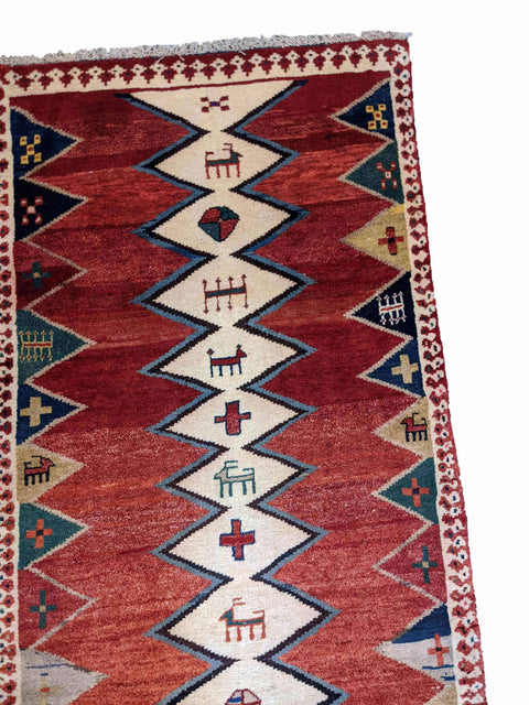 200 x 102 cm Shiraz Qashqai Traditional Red Rug - Rugoutlet