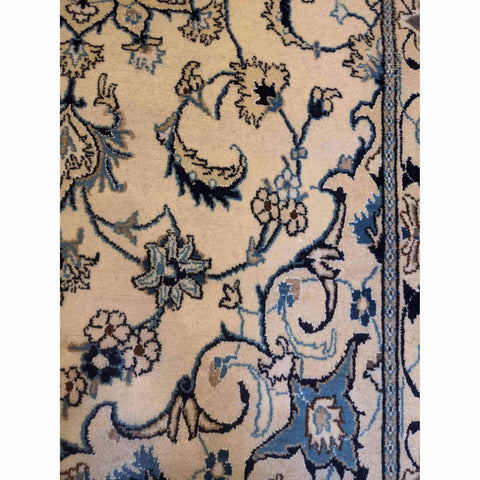 200 x 120 cm silk & Traditional White Rug - Rugmaster