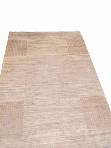 200 x 143 cm Traditional Handmade White Rug - Rugoutlet