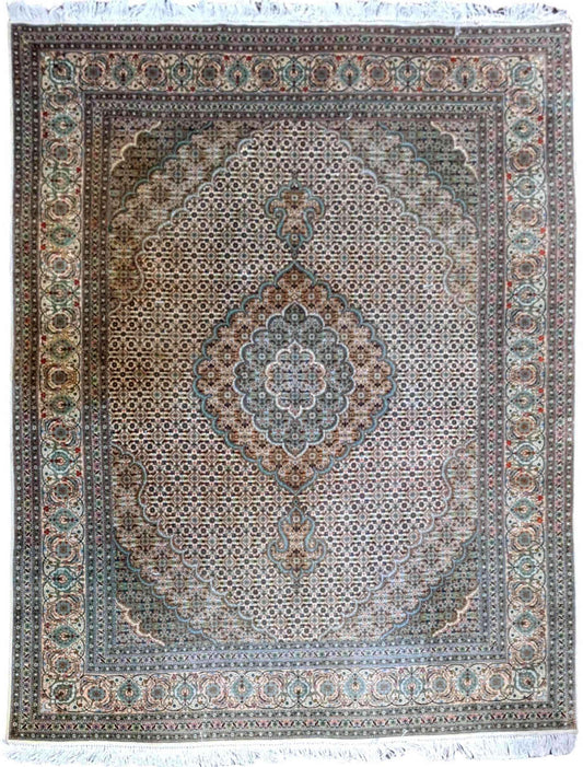 200 x 150 cm Persian Tabriz Geometric White Rug - Rugmaster