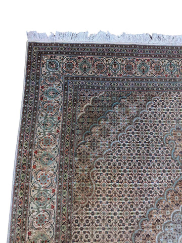 200 x 150 cm Persian Tabriz Geometric White Rug - Rugmaster