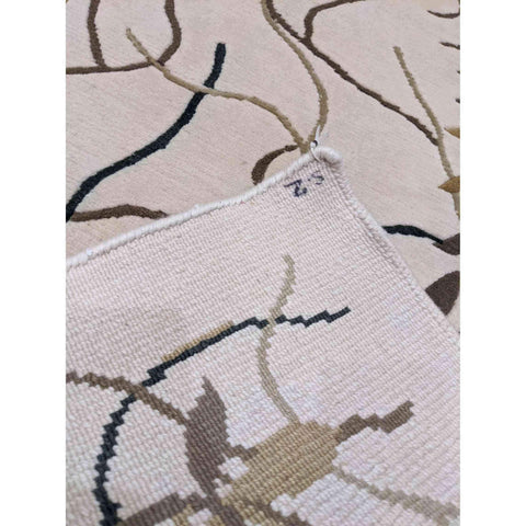 202 x 160 cm Modern White Floral Rug - Rugmaster