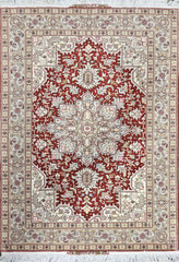 Silk & Fine Persian Tabriz Traditional Wool Rug 161 x 105 cm (5.28 x 3.44 ft)