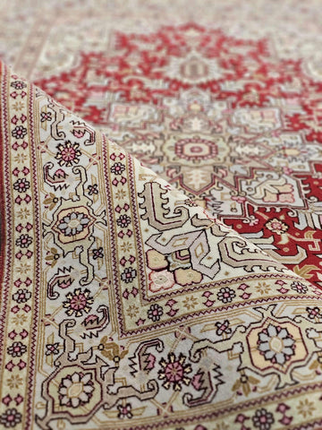 tabriz-lightbrown-corner