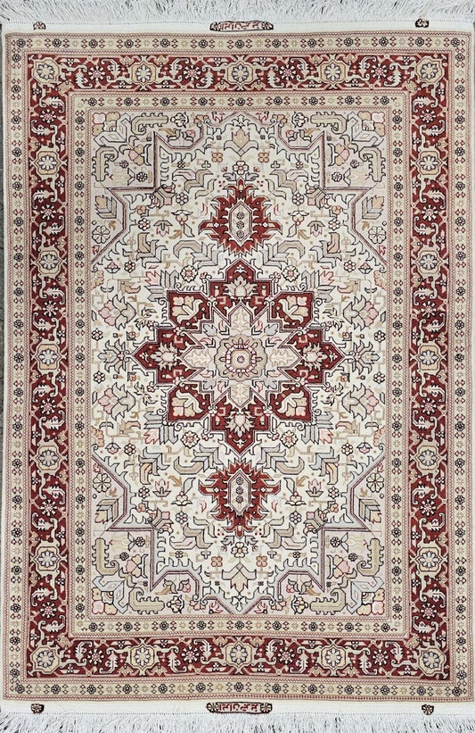 Silk & Fine Persian Tabriz Traditional Wool Rug 150 x 106 cm (4.92 x 3.48 ft)