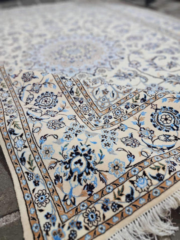 nain-rug-sides