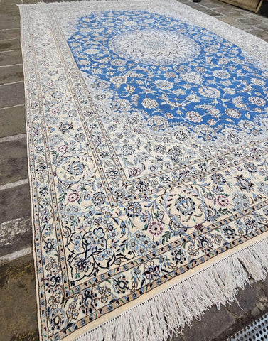 rug-sides