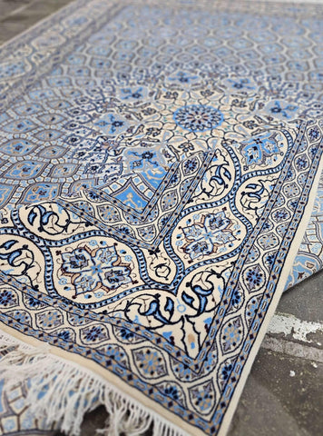 persian-nain-rug-corner