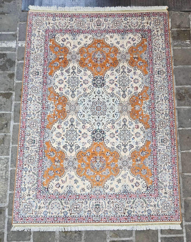 persian-nain-rug-full2