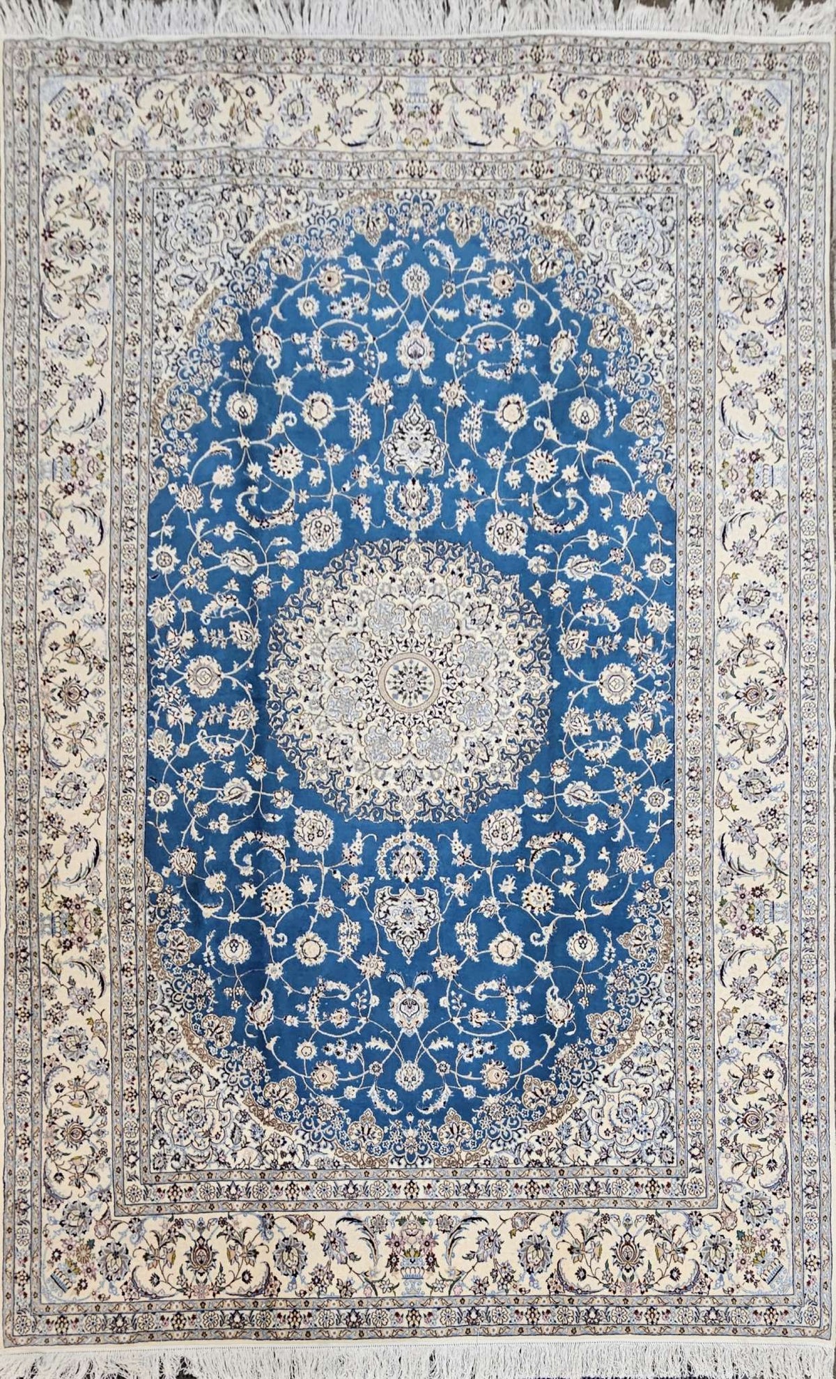 Fine Persian Nain Traditional Wool Rug 301 x 203 cm (9.87 x 6.67 ft)