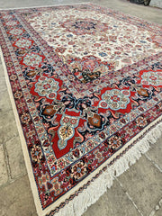 Silk & Fine Persian Tabriz Traditional Wool Rug 430 x 340 cm (14.11 x 11.15 ft)