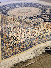 Fine Persian Nain Traditional Wool Rug 420 x 313 cm (13.77 x 10.27 ft)