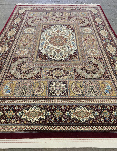 qum-brown-side