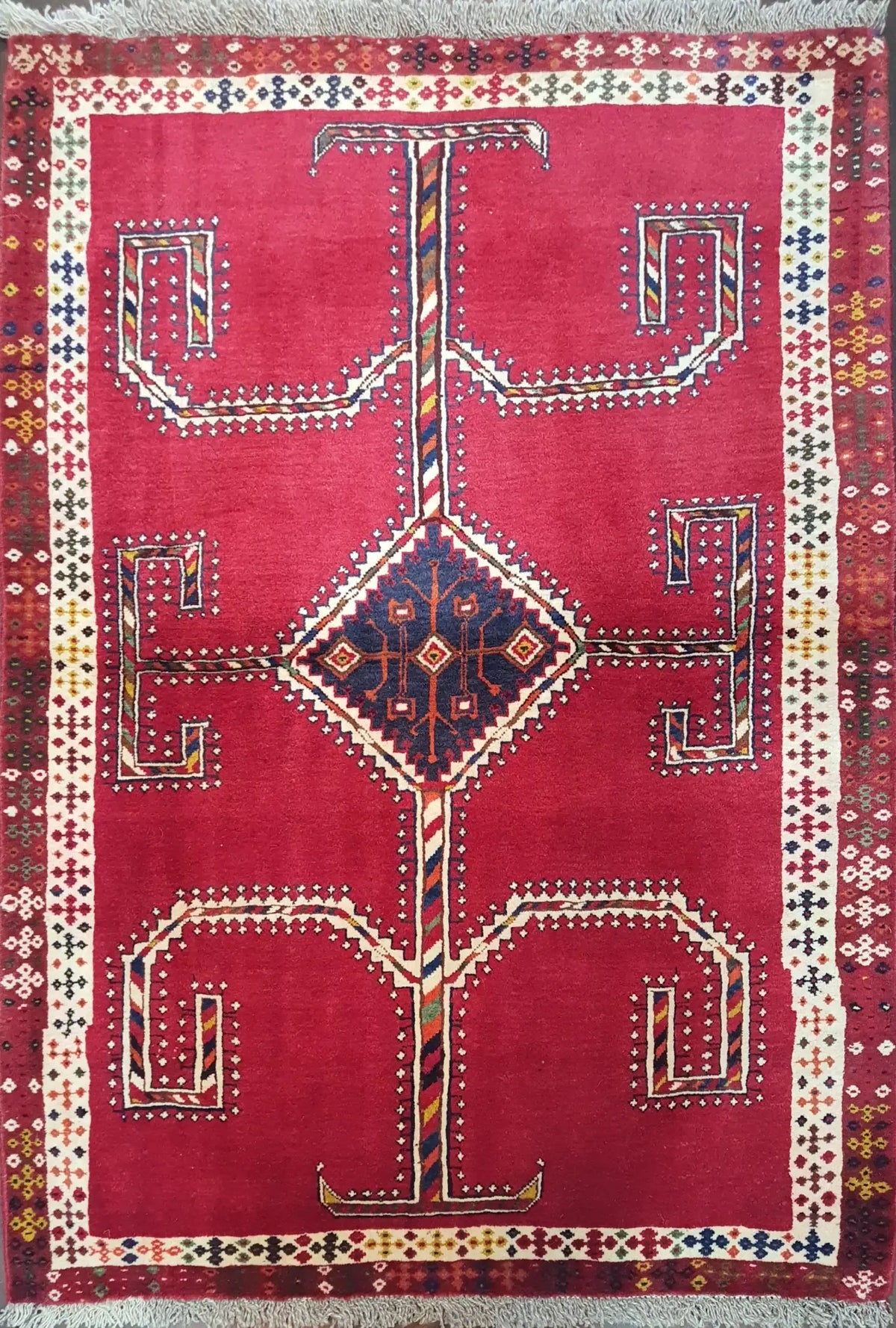 Persian Qashqai Tribal Rug 154 x 105 cm (5.05 x 3.44 ft)