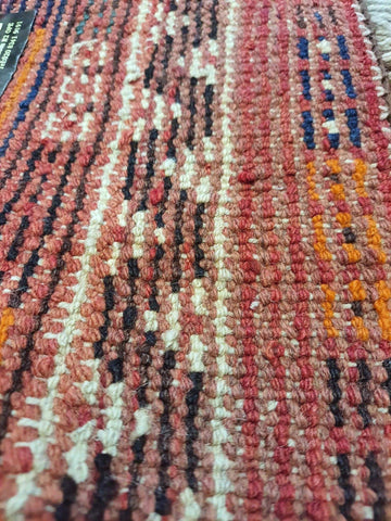 Old Persian Shiraz Qashqai Rug 140 x 105 cm (4.59 x 3.44 ft)