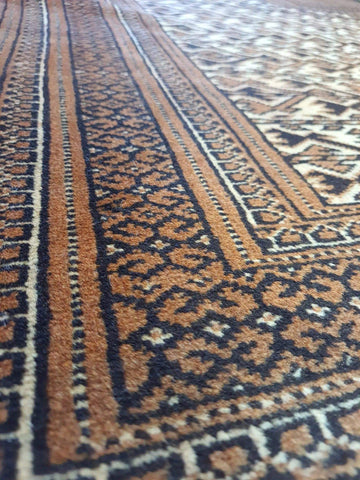 Fine Old Baluch Prayer Wool Rug 138 x 100 cm (4.53 x 3.28 ft)