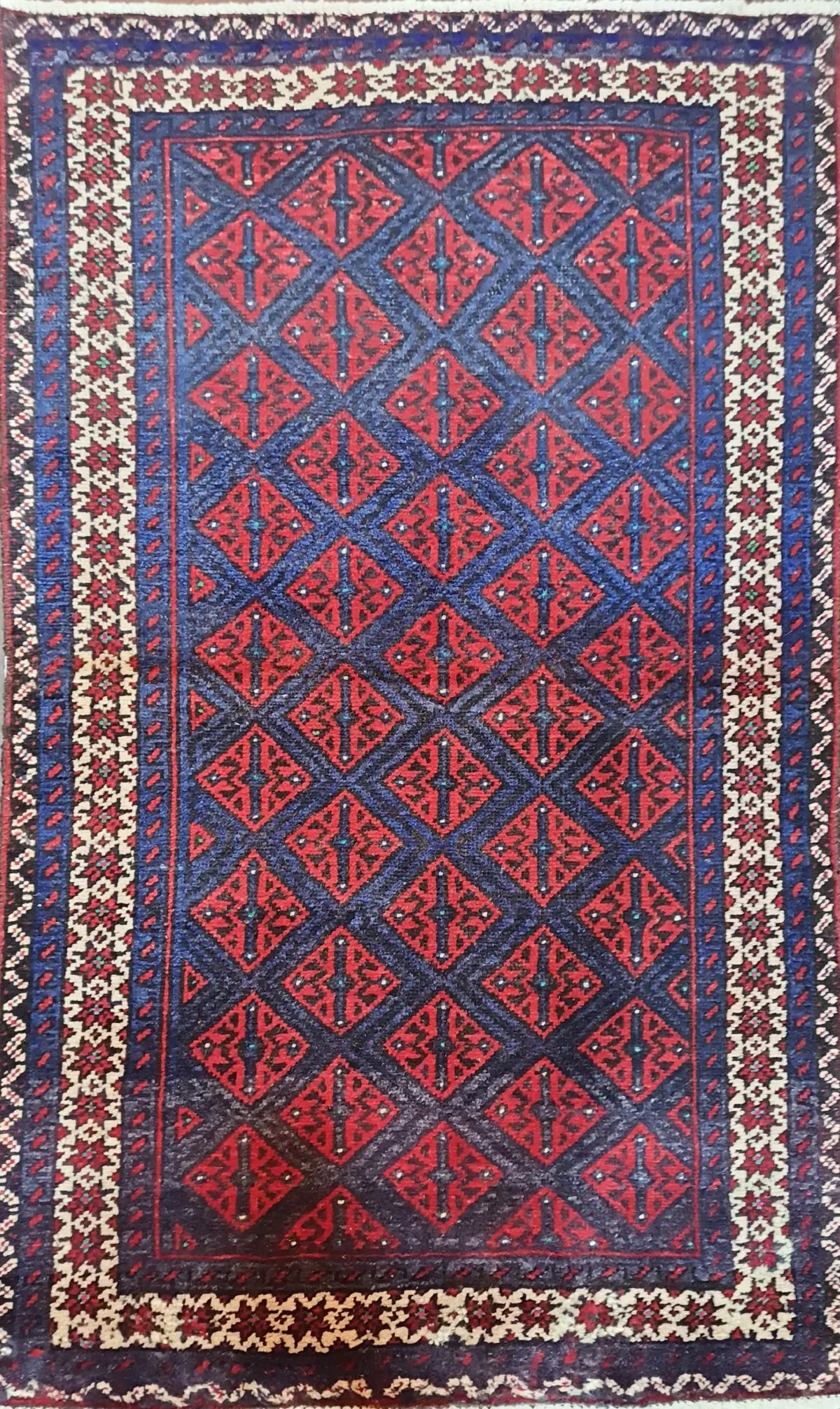 Fine Old Persian Baluch Traditional Wool Rug 148 x 88 cm (4.86 x 2.89 ft)