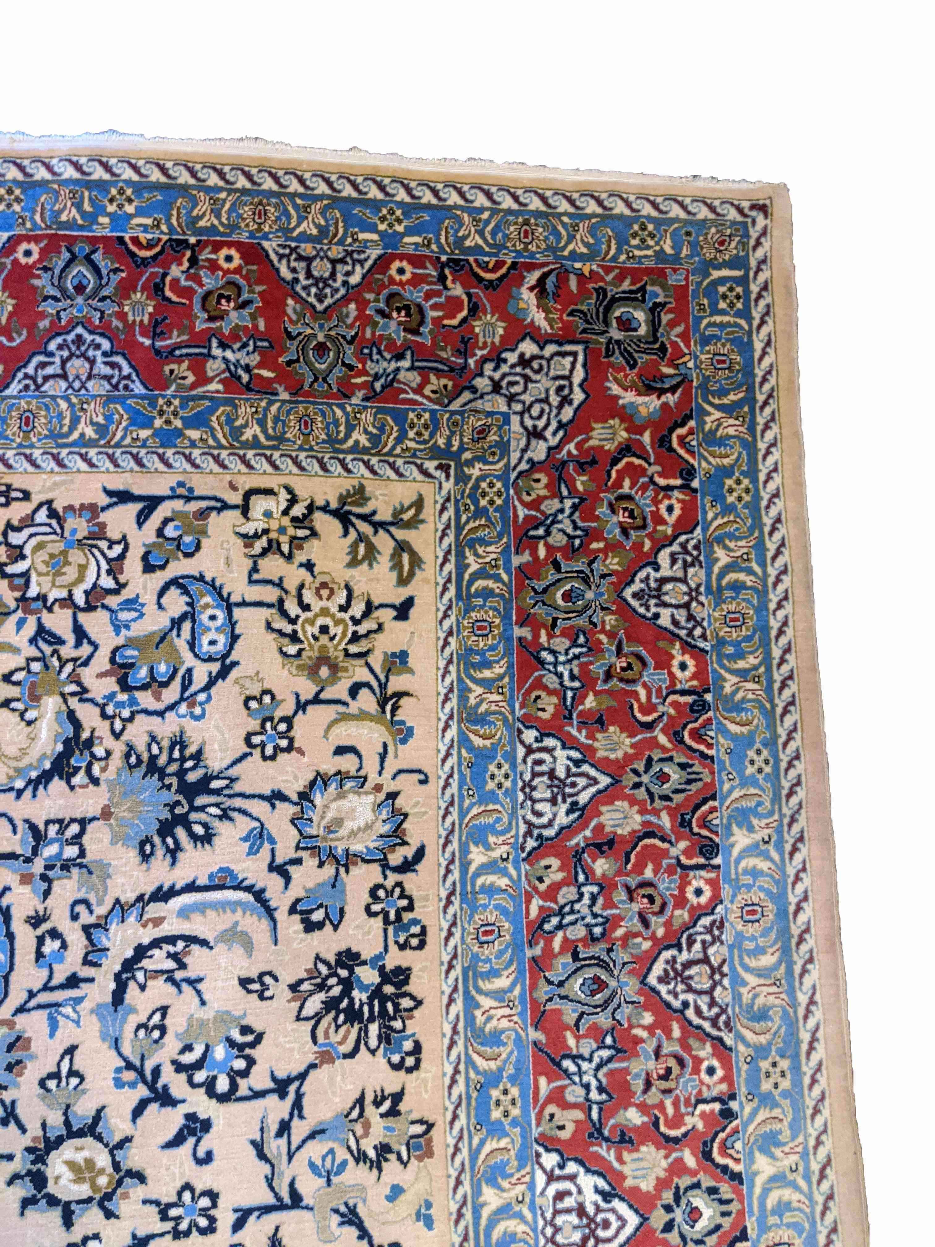 204 x 147 cm Fine silk and wool Persian Isfahan Traditional Red Rug - Rugoutlet