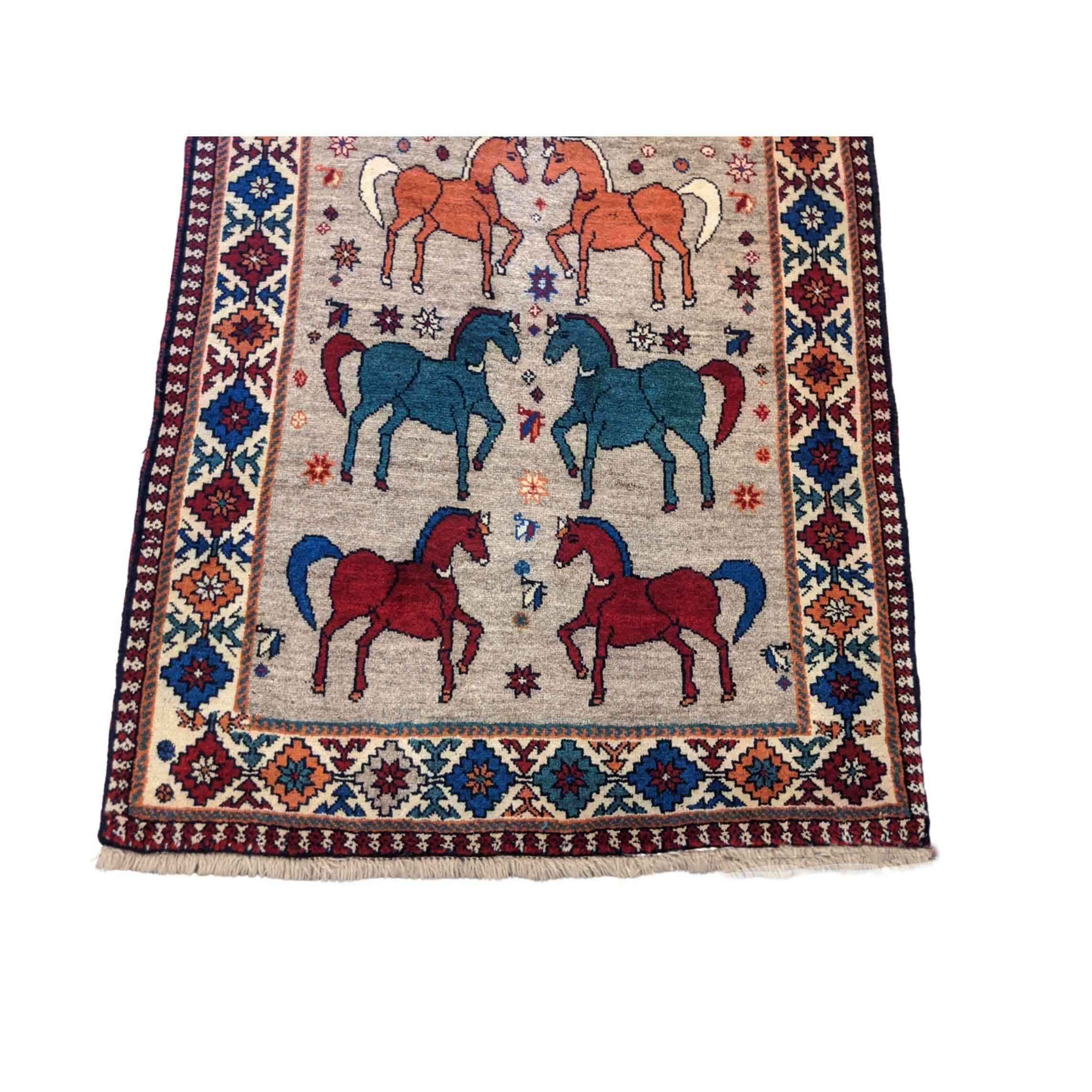 207 x 105 cm Qashqai Tribal Grey Rug - Rugoutlet