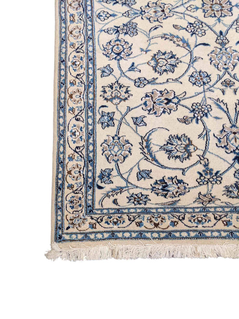 208 x 148 cm Silk Wool Traditional White Rug - Rugoutlet
