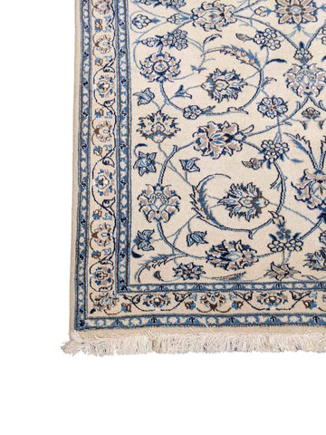 208 x 148 cm Silk Wool Traditional White Rug - Rugoutlet