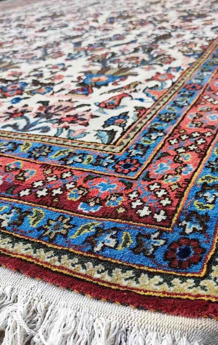 210 x 140 cm Fine Persian Silk Qum Traditional White Rug - Rugmaster