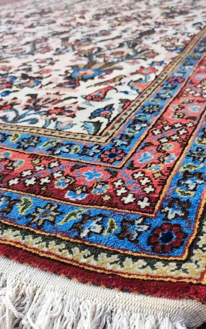 210 x 140 cm Fine Persian Silk Qum Traditional White Rug - Rugmaster