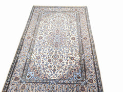 220 x 144 cm Traditional Handmade Traditional Beige Rug - Rugmaster
