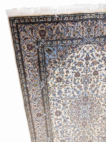 220 x 144 cm Traditional Handmade Traditional Beige Rug - Rugmaster