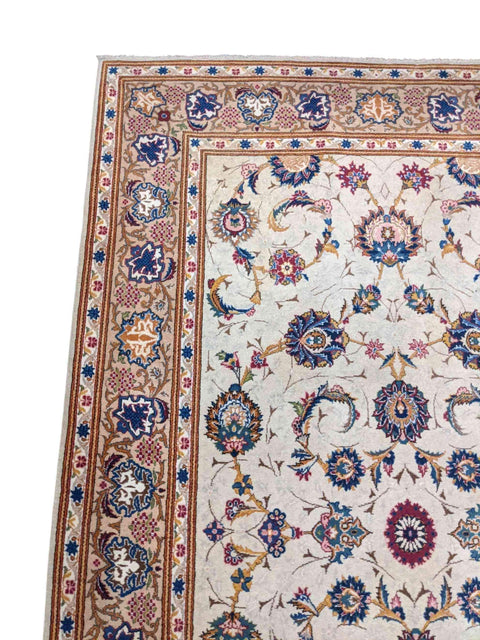 222 x 141 cm Fine Kashan Traditional White Rug - Rugmaster
