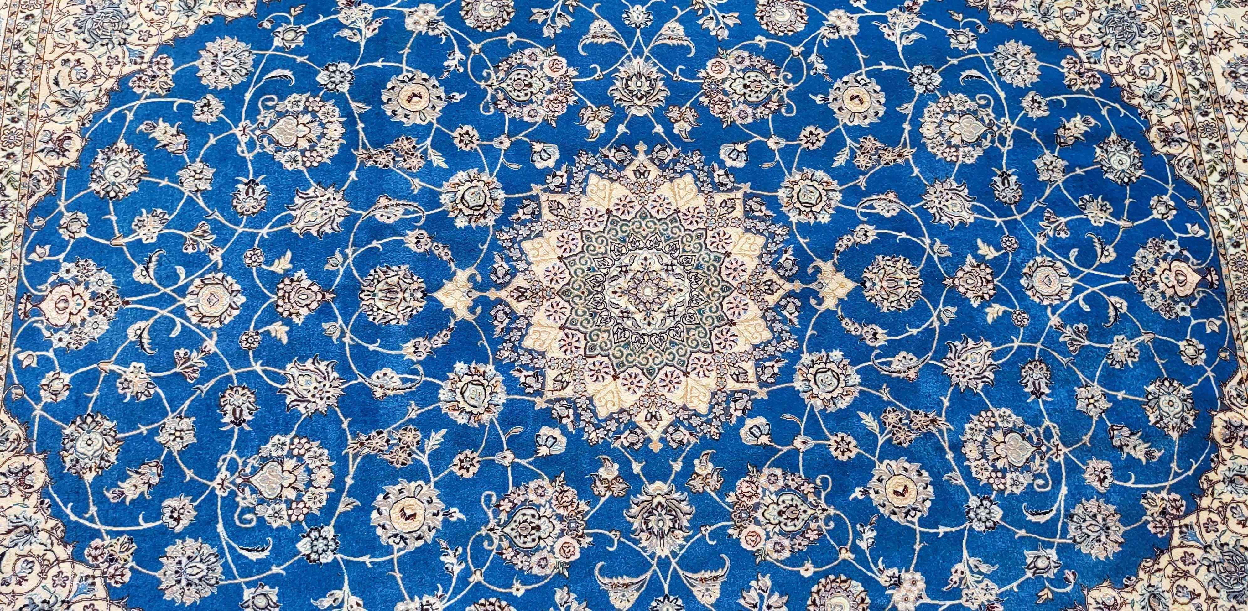 242 x 158 cm Fine Persian Nain Blue Floral Traditional Blue Rug - Rugoutlet