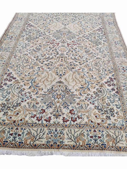246 x 250 cm Nain Silk & wool Traditional Grey Rug - Rugoutlet