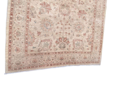 247 x 174 cm Ziegler Beige Rug - Rugoutlet