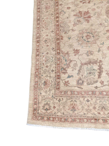 247 x 174 cm Ziegler Beige Rug - Rugoutlet