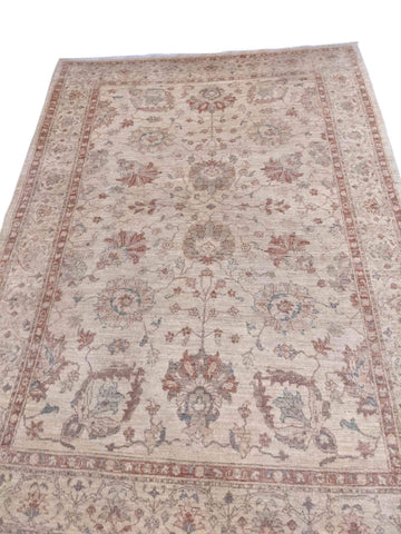 247 x 174 cm Ziegler Beige Rug - Rugoutlet