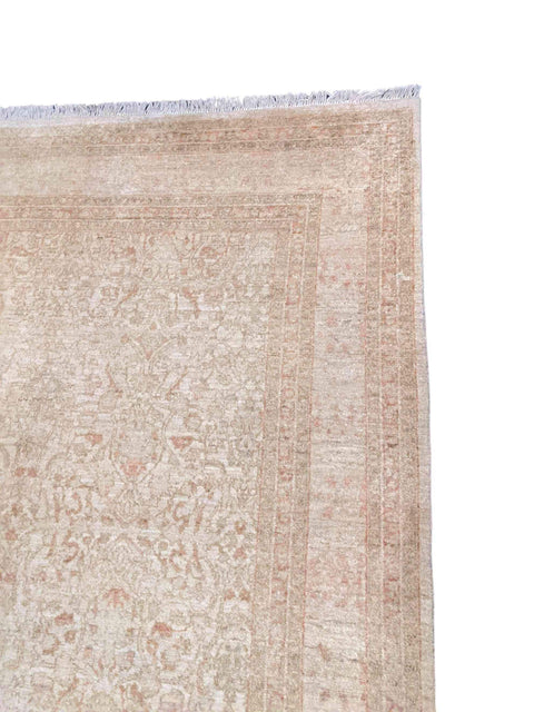 248 x 184 cm Ziegler Beige Rug - Rugoutlet