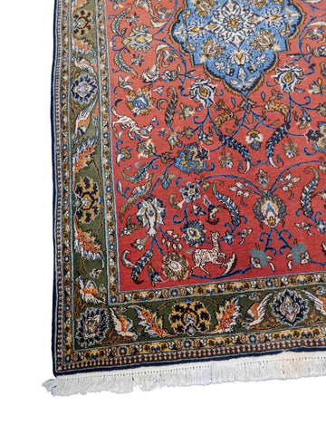 252 x 152 cm Handmade Silk and wool Traditional Red Rug - Rugmaster