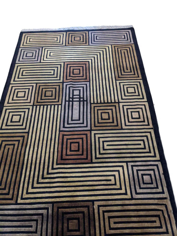 256 x 156 cm Modern Handmade Black Stylish Rug - Rugmaster
