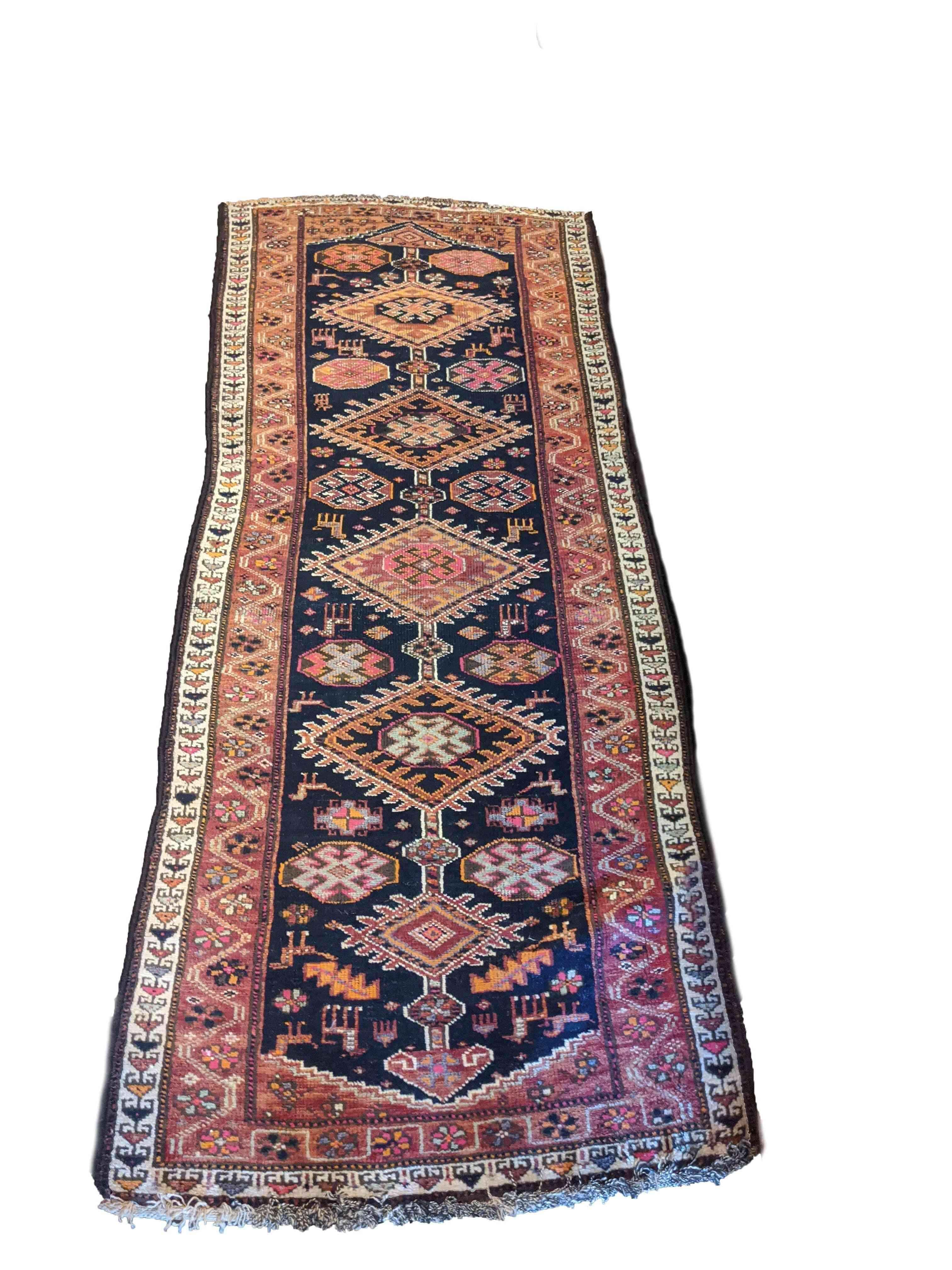 259 x 111 cm Old Shiraz qashqai Traditional Black Rug - Rugmaster