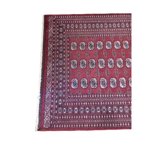 262 x 164 cm Pakistan Bukhara Traditional Red Rug - Rugmaster