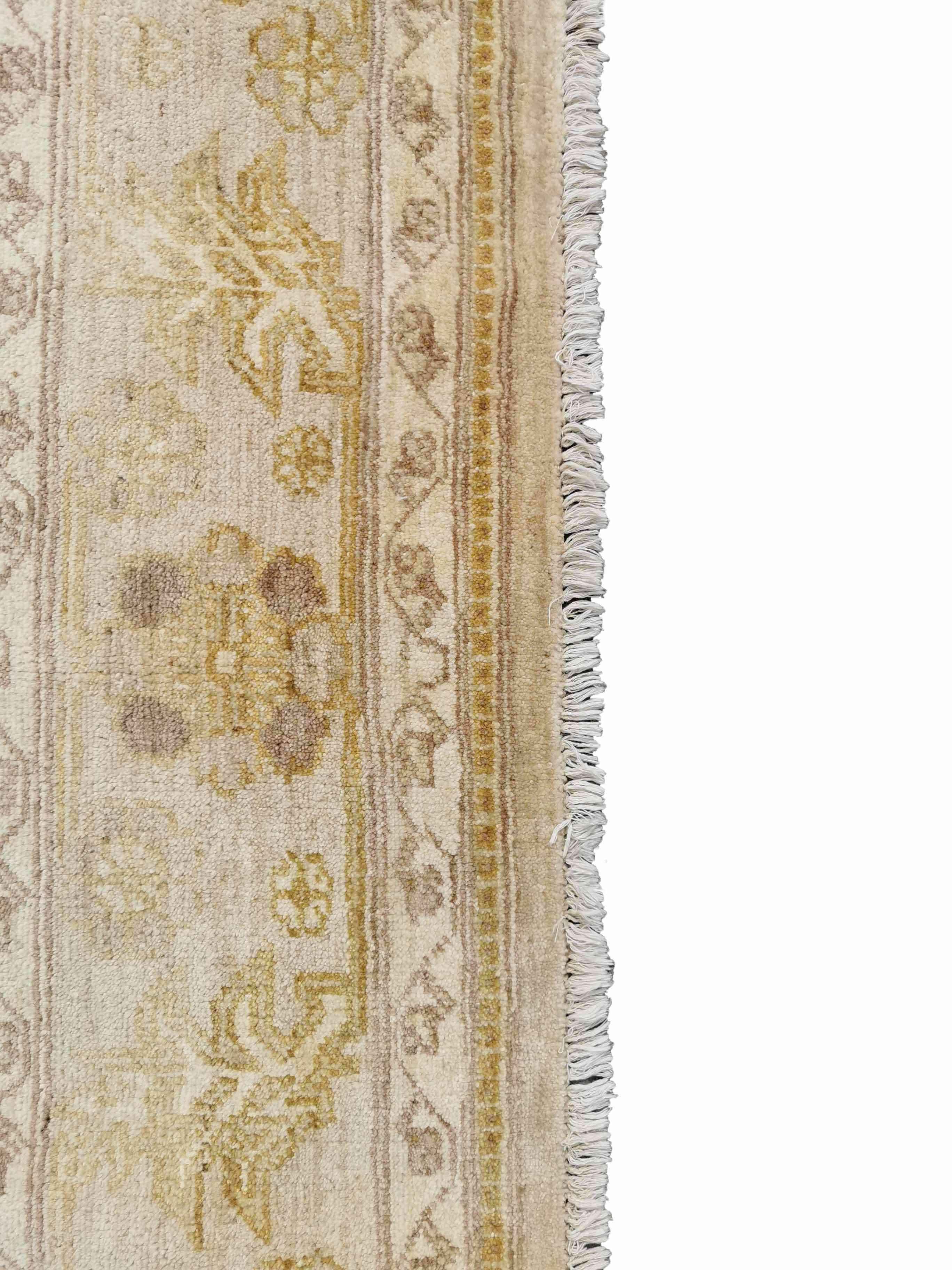 266 x 194 cm Ziegler Beige Rug - Rugoutlet