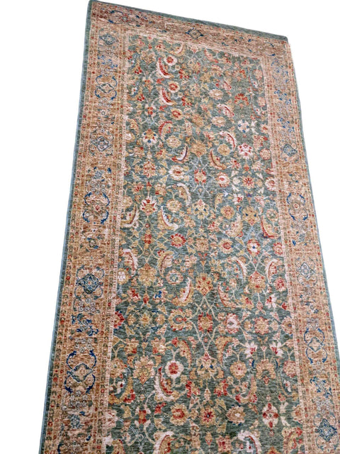 268 x 135 cm Powerloom Kashan Traditional Green Large Rug - Rugoutlet
