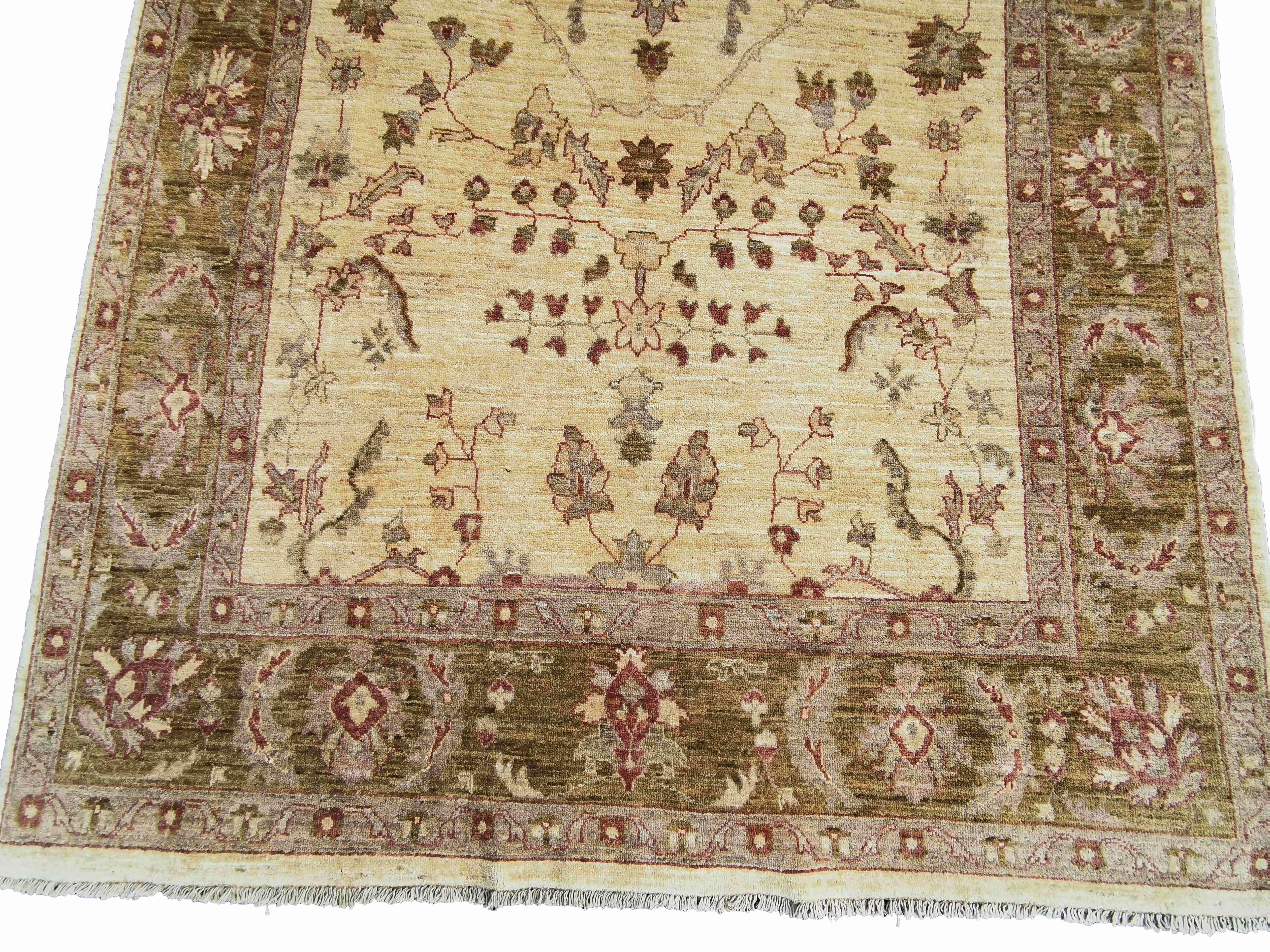 275 x 162 cm Ziegler Beige Large Rug - Rugoutlet