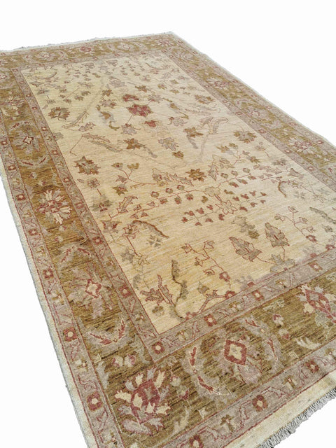 275 x 162 cm Ziegler Antique Beige Large Rug - Rugmaster