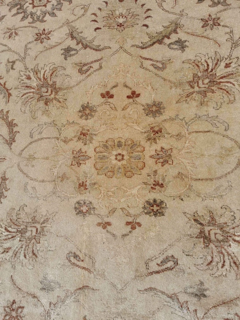 275 x 197 cm Ziegler Antique Beige Large Rug - Rugmaster