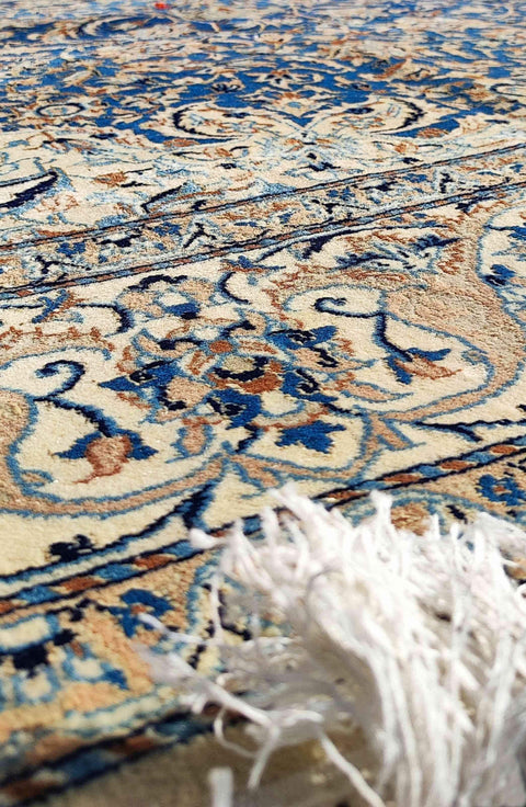 276 x 168 cm Persian Nain Blue Traditional Blue Large Rug - Rugoutlet