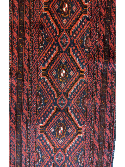 Persian Baluch Traditional Rug 280 x 62 cm (9.19 x 2.03 ft) – Design 2