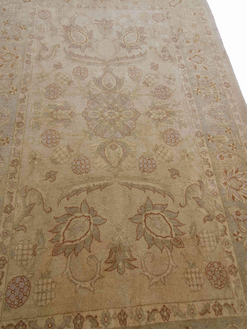 284 x 173 cm Ziegler Antique Beige Large Rug - Rugmaster